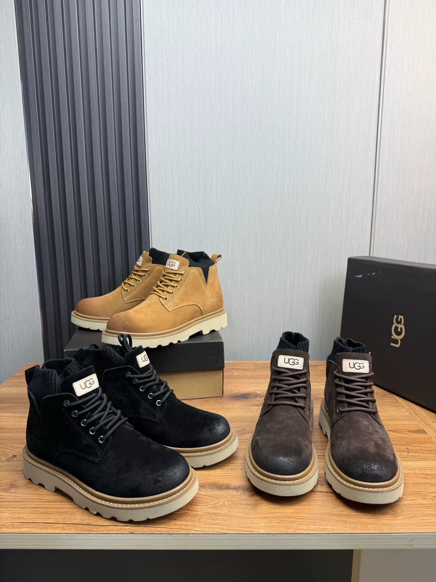 Factory price 640💰 [UGG] Men's hot winter warm boots🐑Simple and fashionable design, cowhide➕comfortable and warm wool lining. Soft and comfortable to wear, good warmth retention, and excellent foot feel. Regular size 38-45